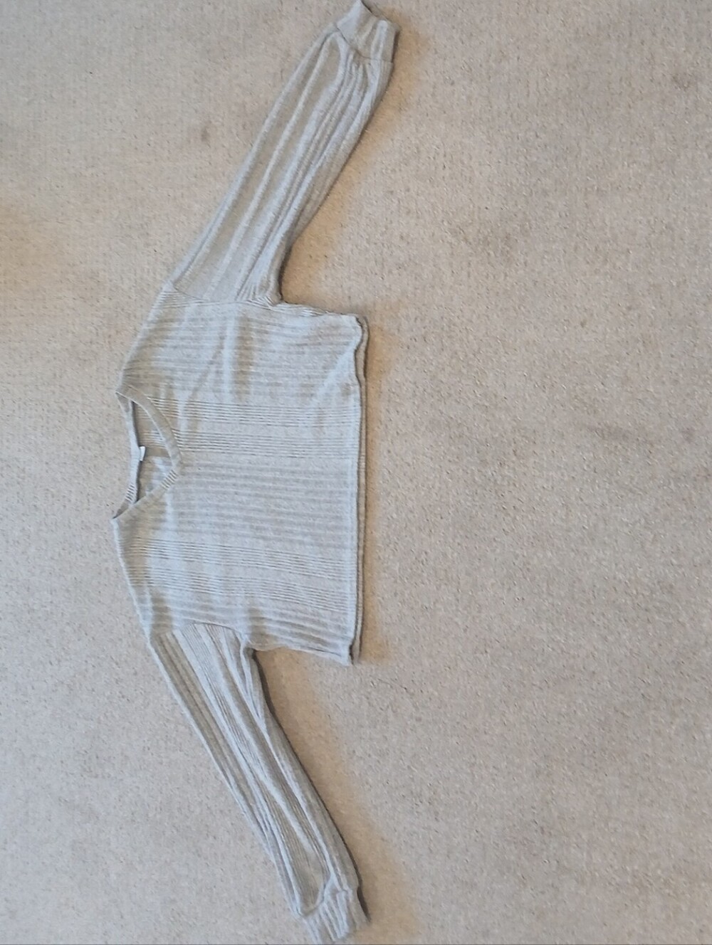 SHEIN Light Gray Ribbed Knit Long Sleeve Crop Top